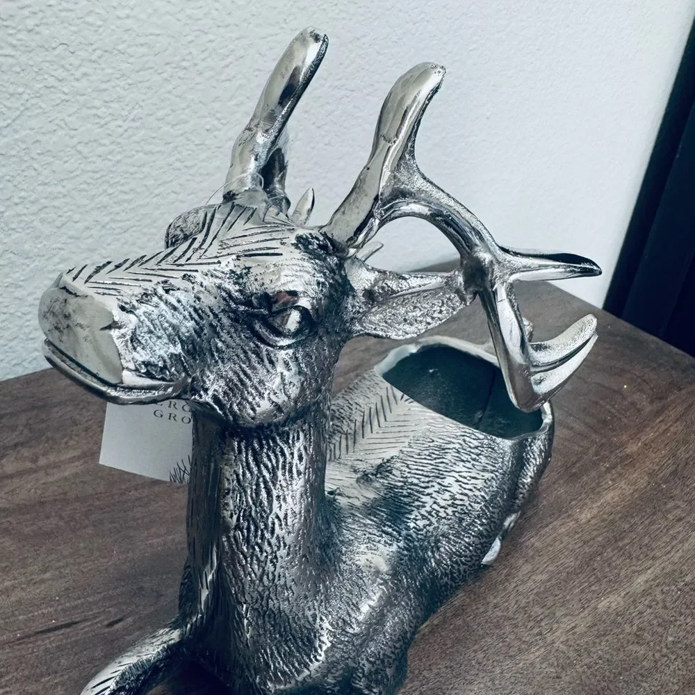 Elegant Silver Reindeer Holiday Christmas Wine Bottle Display Stand Holder
